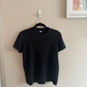 UNIQLO Cotton U-neck black t-shirt - US L